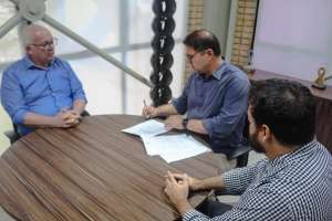 Detran-AL e SMTT de Arapiraca firmam convênio de cooperação técnica | Assessoria