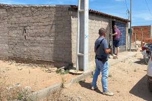 Mãe de menina vÃtima de estupro de vulnerável é presa em Piranhas | Internauta / Cortesia